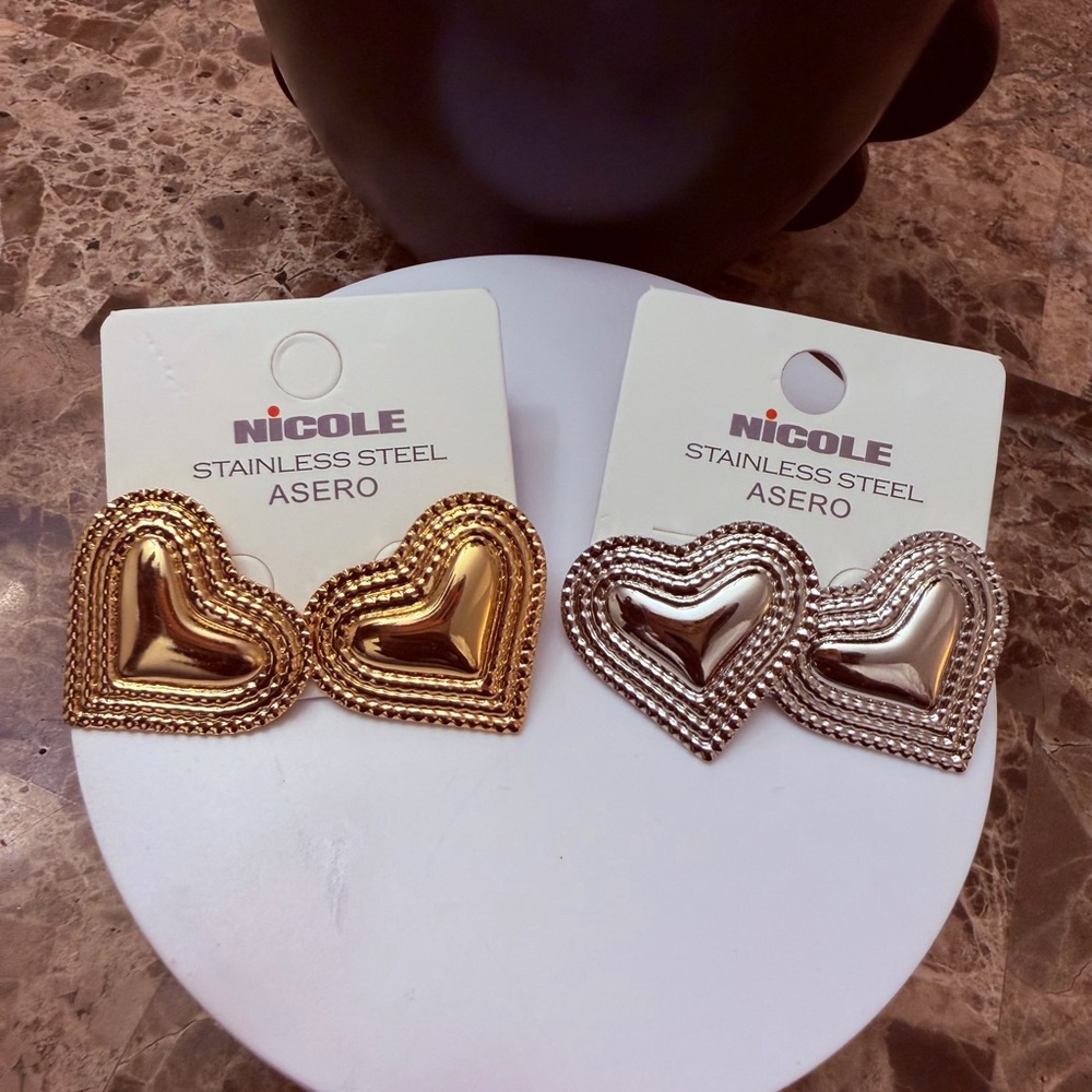 (You pick) Nicole Heart Dainty Beaded Edge Earrings - Gold and Silver Stainless - Picture 1 of 7